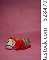 Ox red back vertical 528479