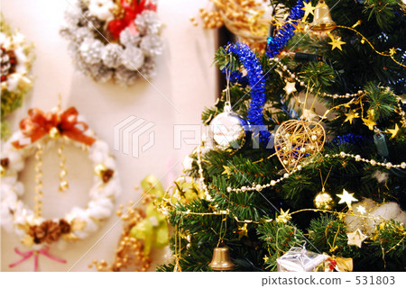 The city already has a Christmas atmosphere The city already has a Christmas atmosphere 531803