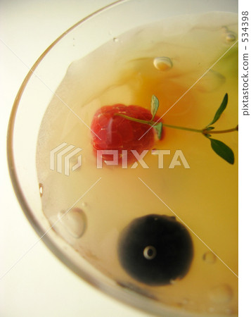 It is a jelly of fruit fruit It is a jelly of fruit fruit 534398