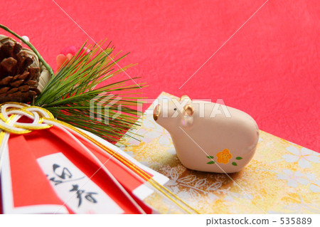 Shrink linen and zodiac signs 535889