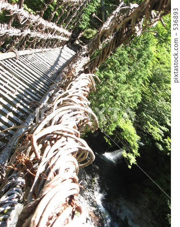 kazura bridge, tokushima, shikoku 536893