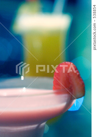 雞尾酒之夜 538854