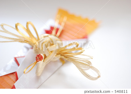 訂婚禮物 訂婚禮物 540811