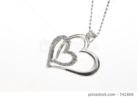Heart pendant 542806