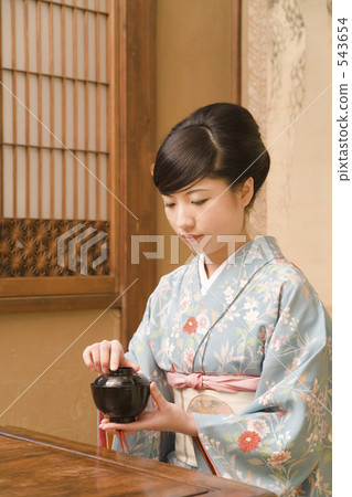 Kimono Women 543654
