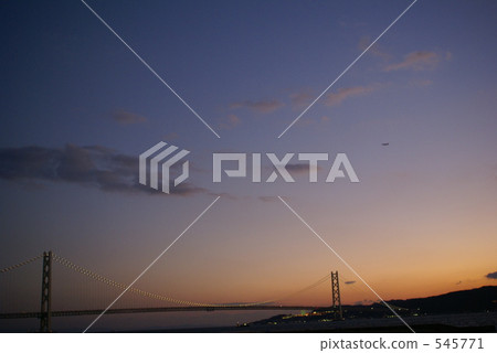 黃昏的明石海峽大橋 黃昏的明石海峽大橋 545771