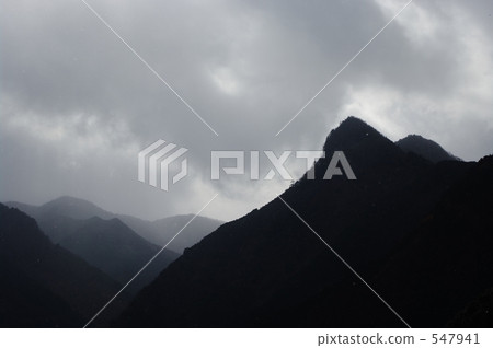 December 6, the first snow dance in Yamasato 547941