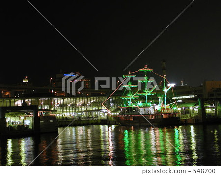 lit up, light up, bay 548700