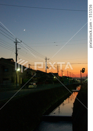 傍晚 傍晚 551556