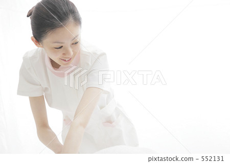 Aestheticians Aestheticians 552131