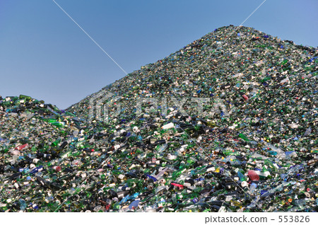 empty bottle, trash pile, Glass Bottle 553826