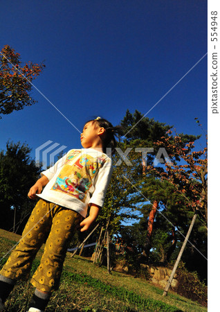 The sun sets ... 554948