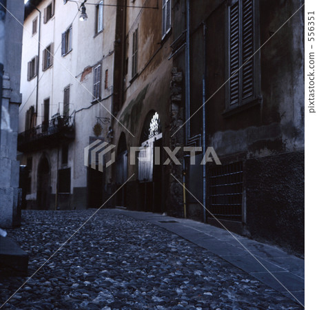 意大利鵝卵石 556351