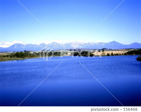 pond, lagoon, water surface 556408