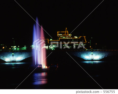 Three color fountain Three color fountain 556755