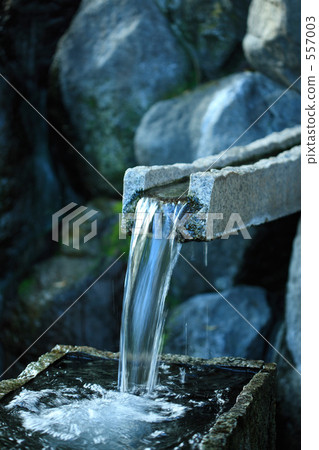 Kakita River spring spring group 557003