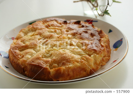 Handmade apples cake 3 557900