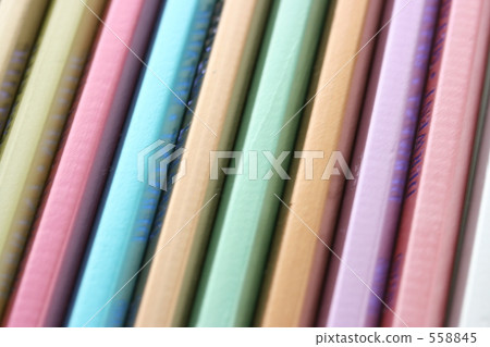 Metallic colored pencil 3 558845