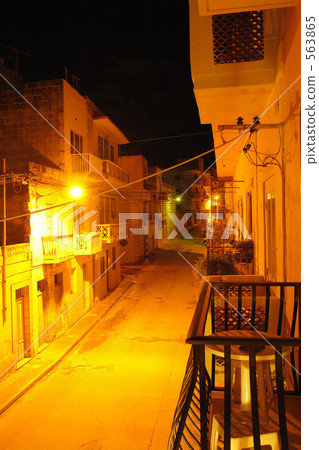 Night view of Malta Gozo Marsalforn 563865
