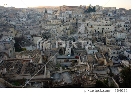 來自馬泰拉大教堂的透視 來自馬泰拉大教堂的透視 564032