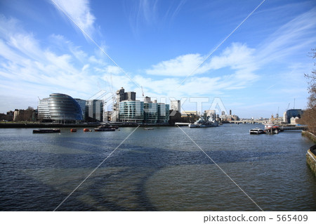 城市從對岸跳 565409