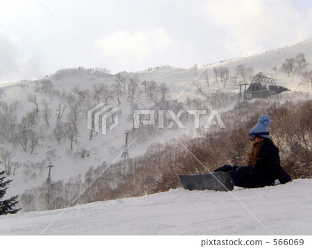 Snowboarding: People Snowboarding: People 566069