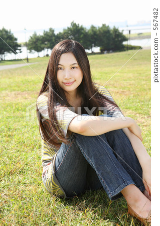 女人 女性 20-30 567482