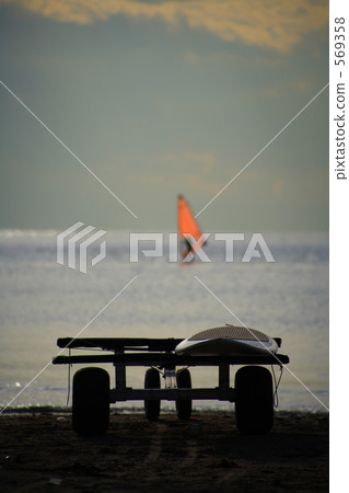 One scene at the beach One scene at the beach 569358