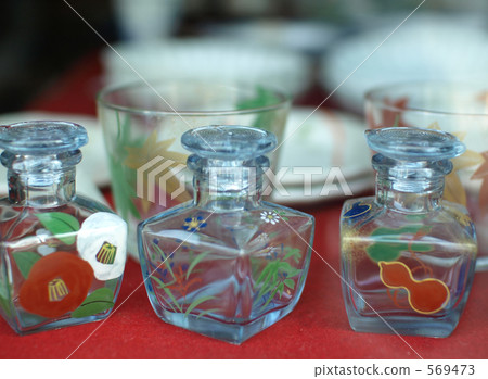 山茶花和葫蘆玻璃做工 569473