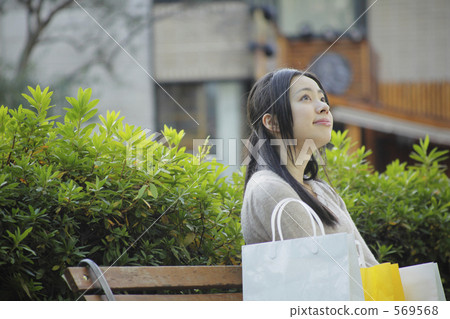 she, 20, Young female 569568