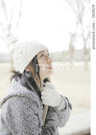 Young female, studying, 20 569829