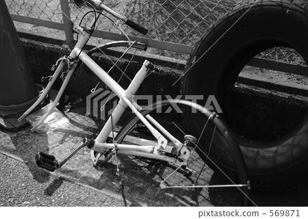 Throwing away Throwing away 569871