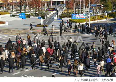 Rush to work (2008.12.19 8: 46 AM) Rush to work (2008.12.19 8: 46 AM) 569926