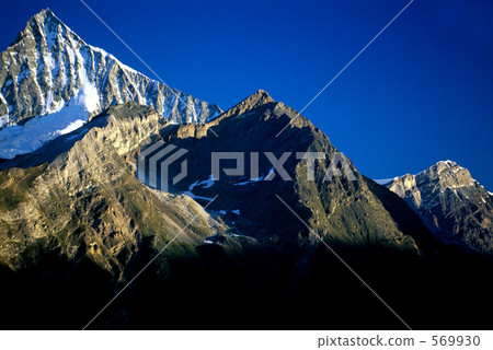 snow mountain, snowy mountain, snowƒ?covered mountain 569930
