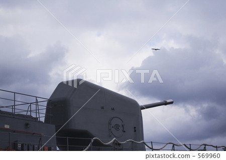 單槍和媚俗 569960