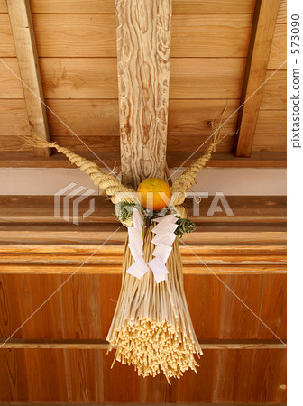 A pillar A pillar 573090