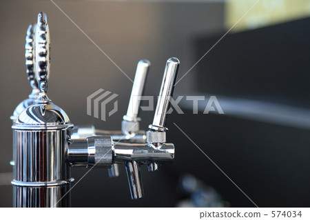 Beer server 574034