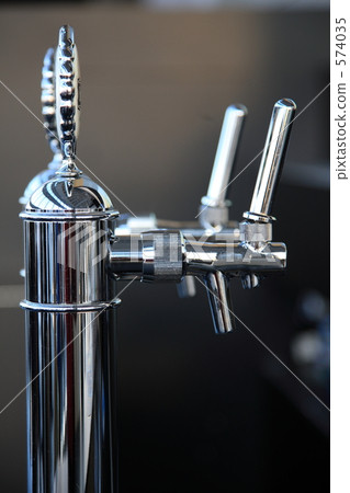 Beer server 574035