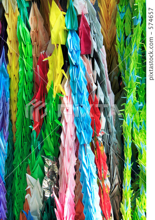 A thousand paper cranes 574657