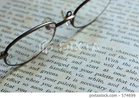 Glasses and books 574699