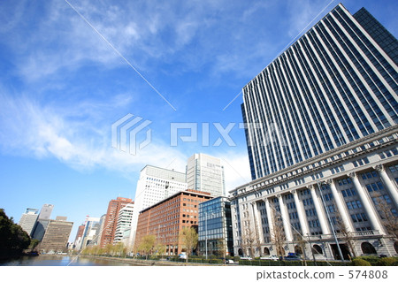 Marunouchi 574808