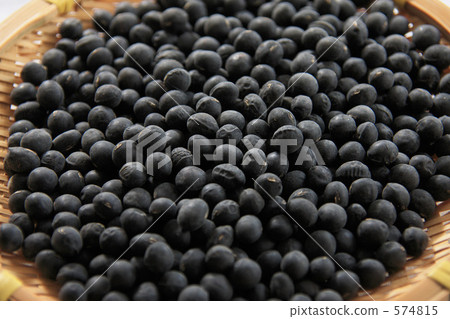 Tanba's black bean 574815