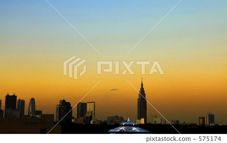 Shinjuku evening view Shinjuku evening view 575174