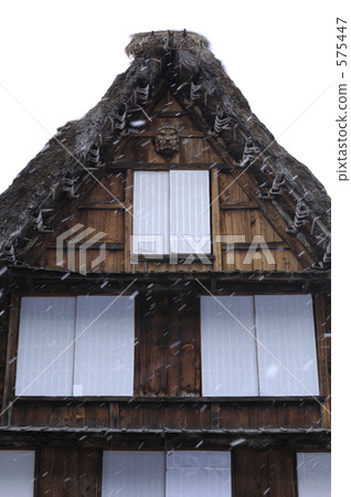 茅草屋頂 長滿茅草的椽架屋頂 白川鄉 575447
