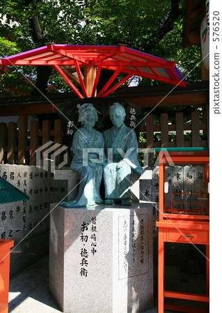 露天神社的開始和Tokubei的雕像 576520