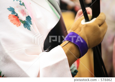 Sanjusangen-do Tsushiya - distorted in clouds 578862