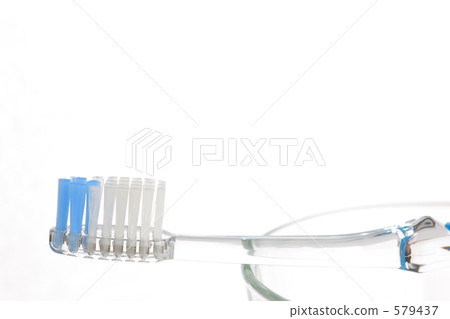 Toothbrush 579437