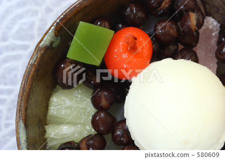 Cream mid bean 580609