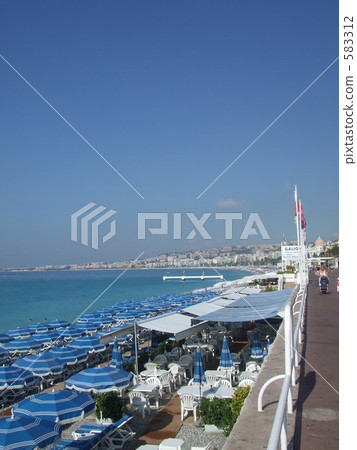 nice, sea bathing, vacation 583312