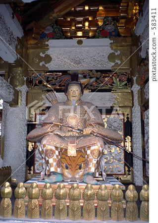 Statue of sunlight 583411